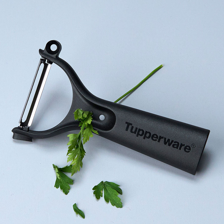Tupperware® 5-in-1 Universal Peeler | Double Blade Vegetable Peeler ...